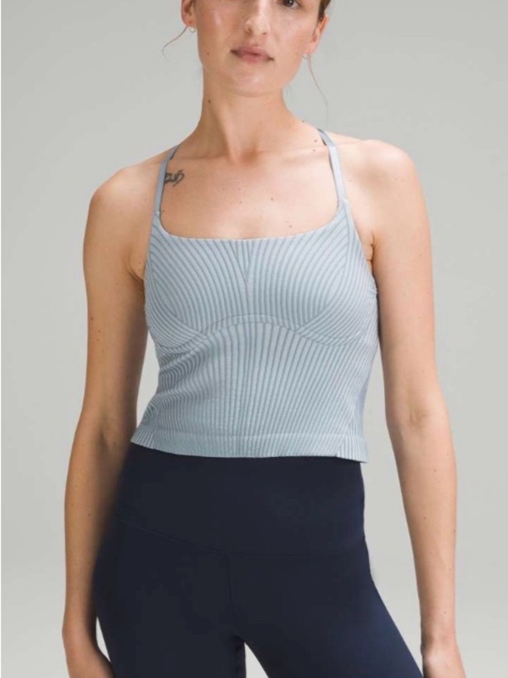 Lululemon Strappy Seamless Yoga Shelf Tank Top- Size 4
